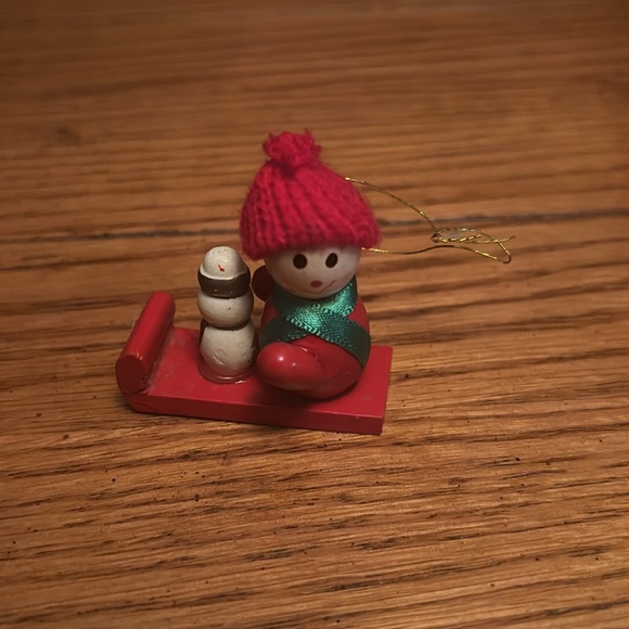 Four 4 piece bundle vintage Christmas ornaments - Picture 6 of 11